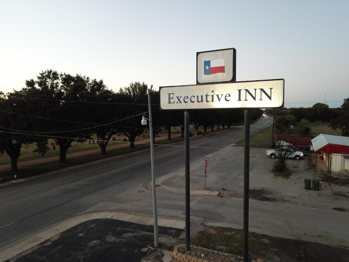 Executive Inn San Saba Esterno foto